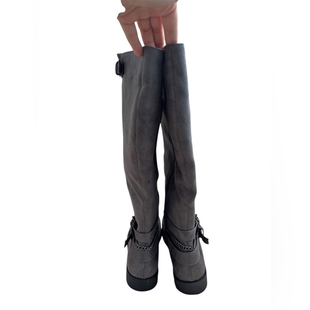JustFab Over the Knee Gray Boots Size 9,5 Faux Suede - Picture 3 of 11